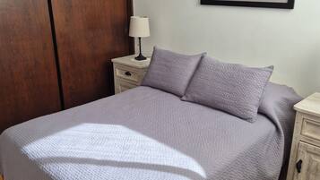 Laptop workspace, free WiFi