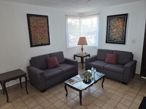 Appartement Standard, cuisine | Aire de séjour