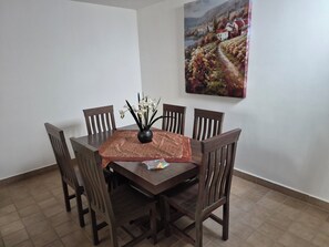 Standard Apartment, Kitchen | Dining - Casa del Árbol Querétaro (Santiago de Querétaro)