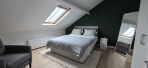 3 dormitorios, tabla de planchar con plancha, wifi y ropa de cama