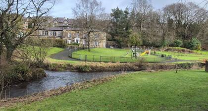 Spacious 3-Bedroom Home ideal for famillies or contractors