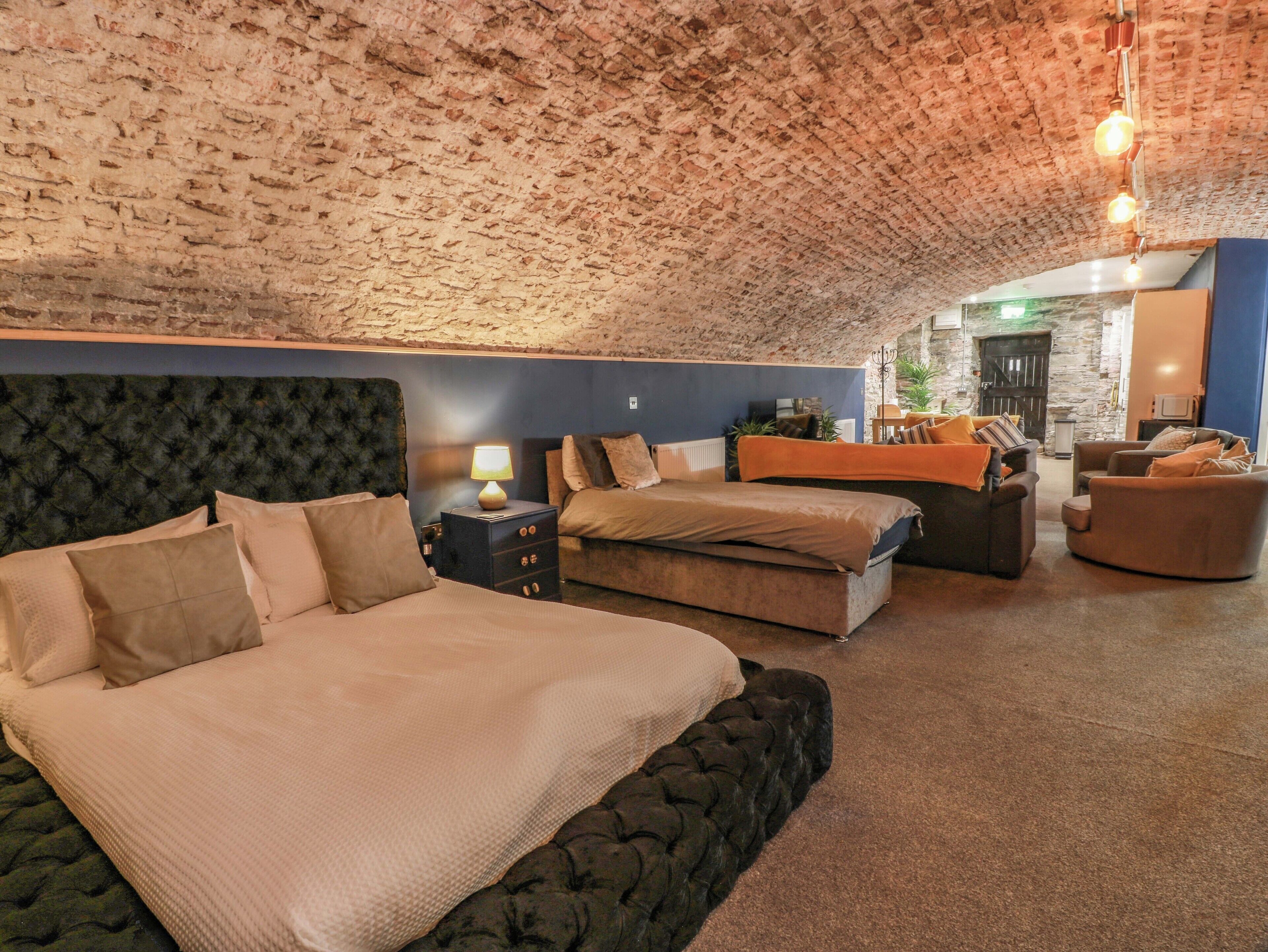 1 bilik tidur, dihias secara berasingan 