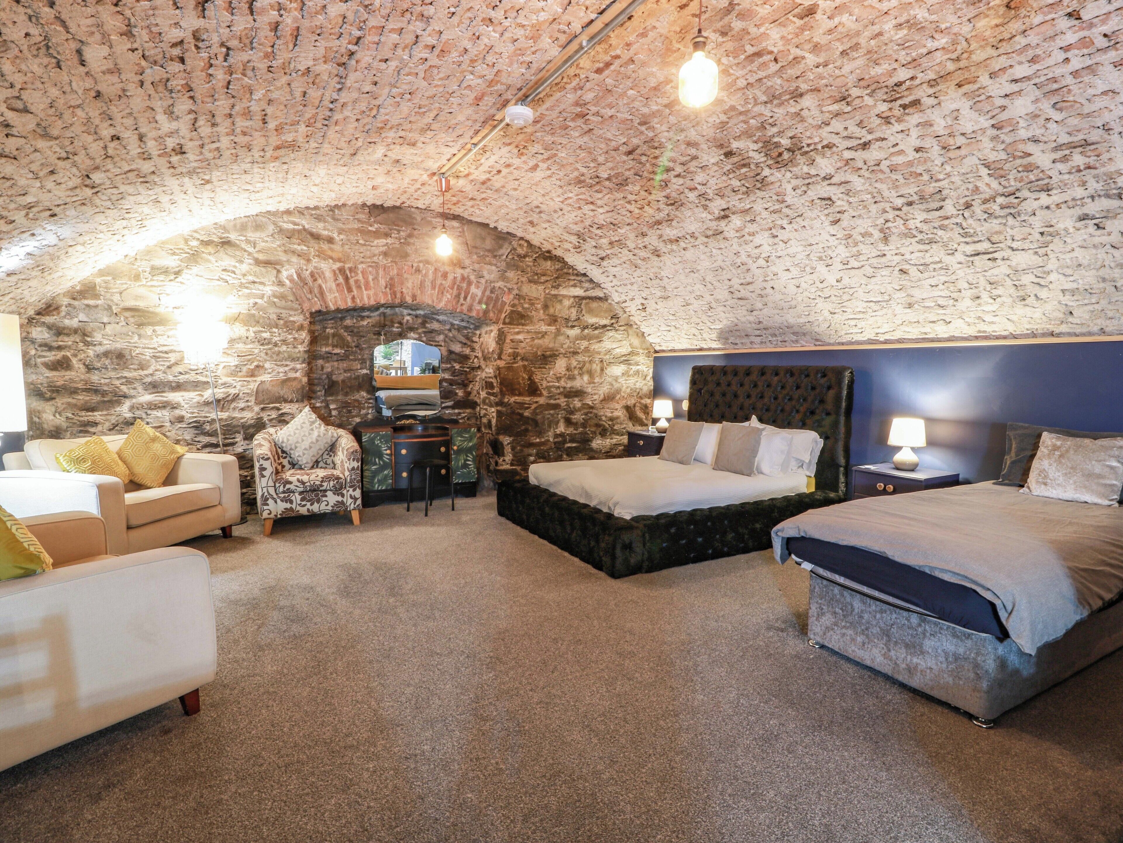 1 bedroom, individually decorated, individually furnished, free WiFi