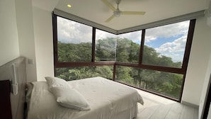 3 bedrooms, WiFi, bed sheets - Hacienda Iguana 3BR Corner Rooftop- Costamar (Tola)