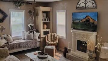 Nhà, nhiều giường, máy điều hòa