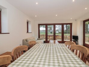 Interior - Manor Cottage (Bampton)