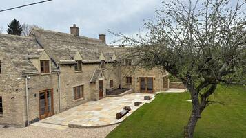 Cottage | Exterior