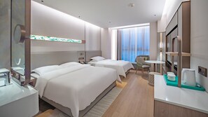 Family Room, Multiple Beds - Holiday Inn Shaoguan Shaozhou City By Ihg (Shaoguan)