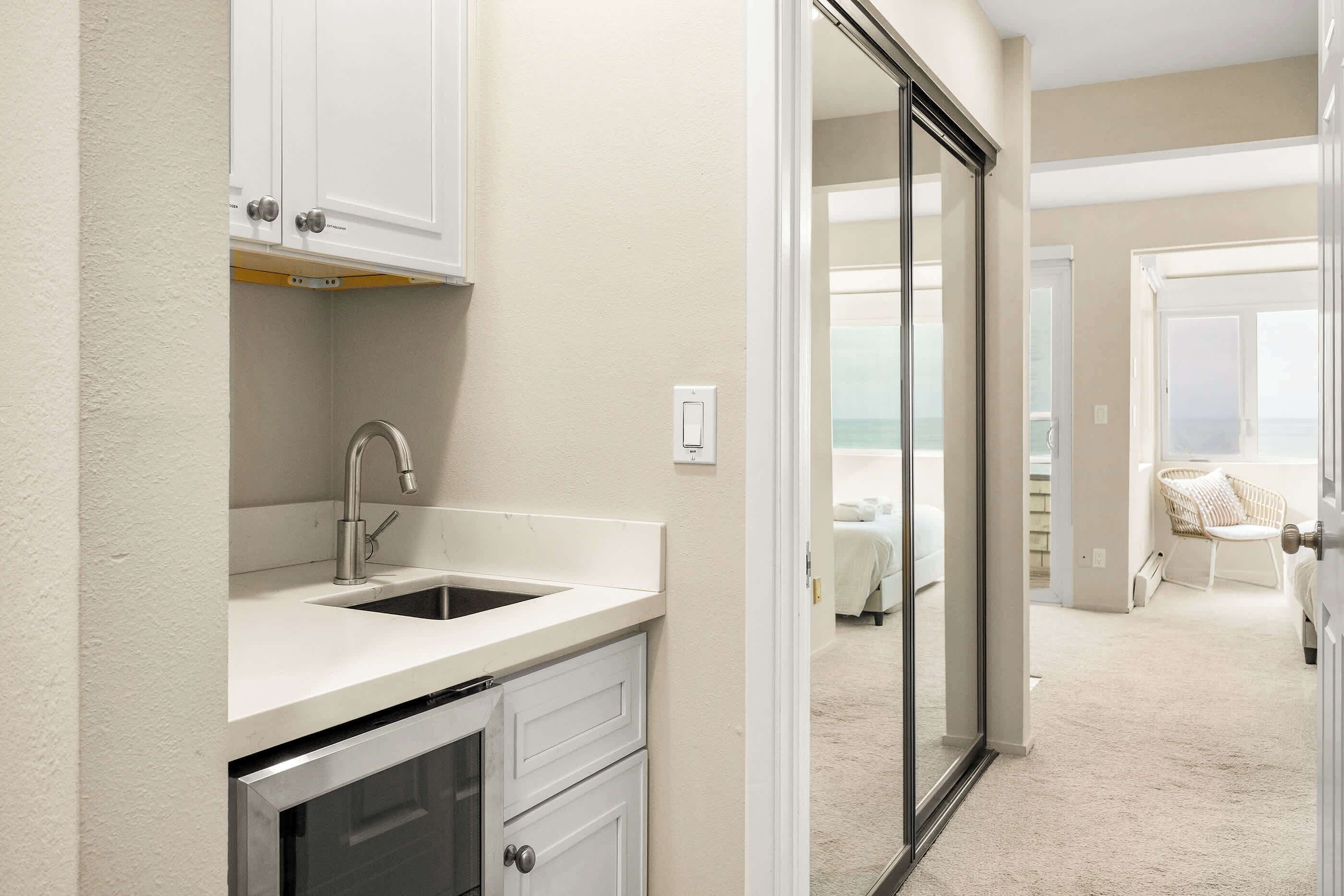 4 quartos, ferros/tábuas de passar roupa, Wi-Fi, roupa de cama