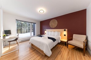 3 bedrooms, iron/ironing board, WiFi, bed sheets - Hôtel à la maison - Le Capri Charlevoix, spa et nature (Les Ã�Boulements)