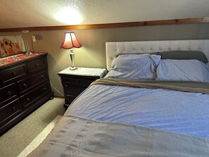 1 soverom, strykejern/-brett, wi-fi og sengetøy