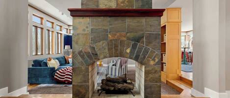 TV, fireplace, offices