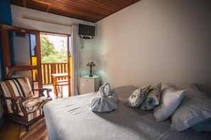 Standard Suite, Balcony, Mountain View