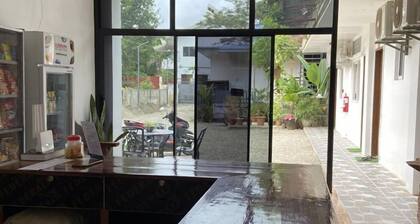 Jezette’s Inn – Comfortable Rooms, Great Location