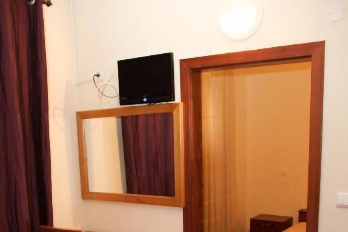 Klassieke Twin kamer, uitzicht op bergen | Gratis wifi