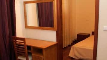 Classic Twin Room, Mountain View