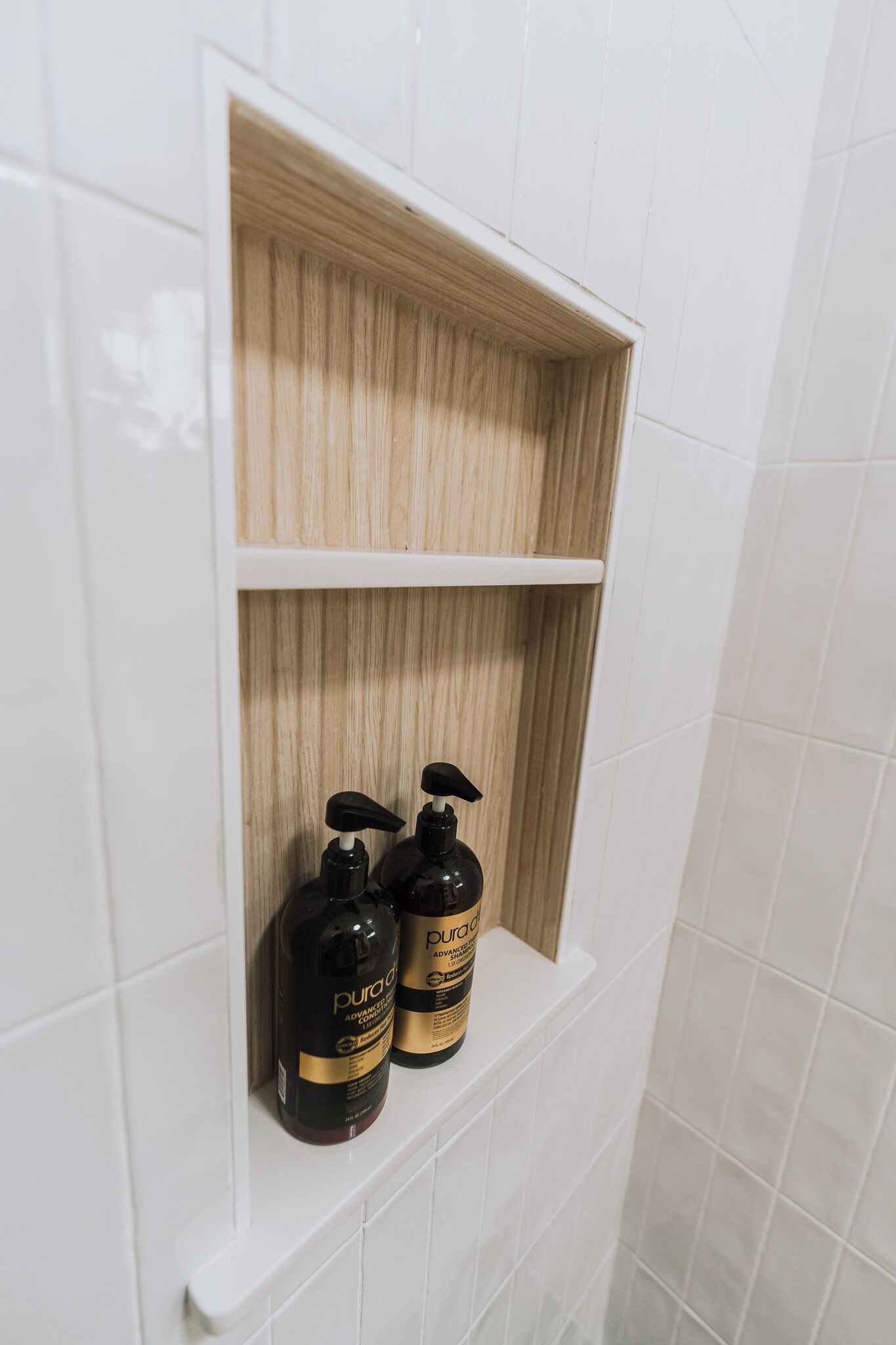 Haartrockner, Handtücher, Toilettenpapier