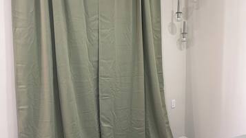 Fer et planche Ă repasser