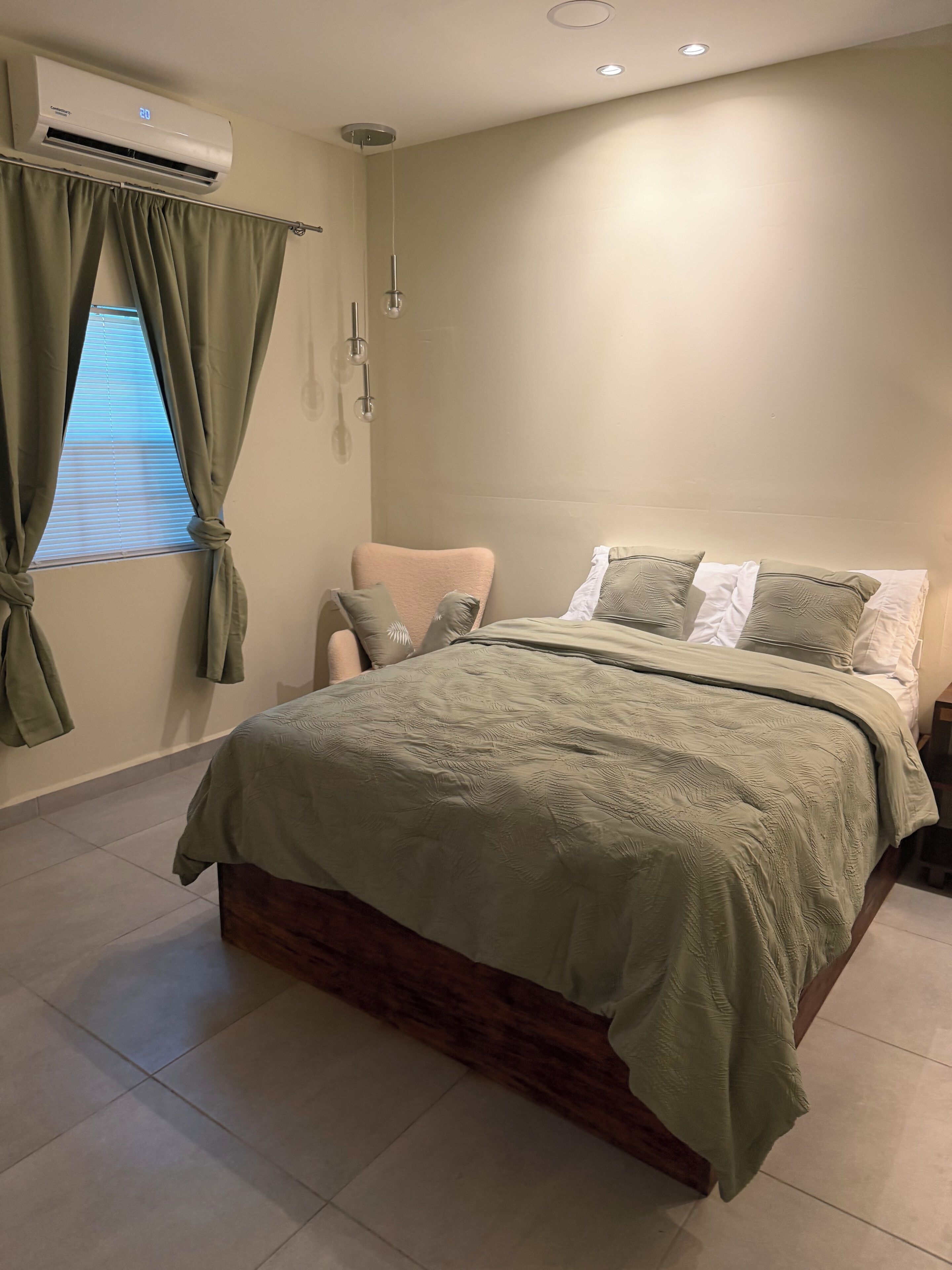 Family Double Room | Iron/ironing board