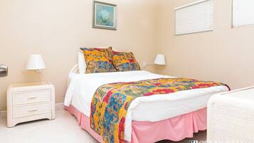 2 soverom, strykejern/-brett, wi-fi og sengetøy