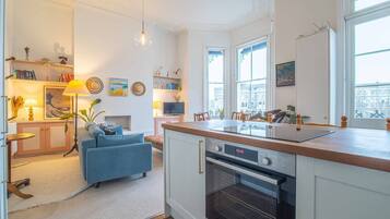 雪櫃、焗爐、爐具、洗碗機