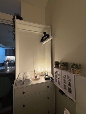 Interior - The Orabella Cozy Nordic 1BR 30F View & Wi-Fi (Quezon City)