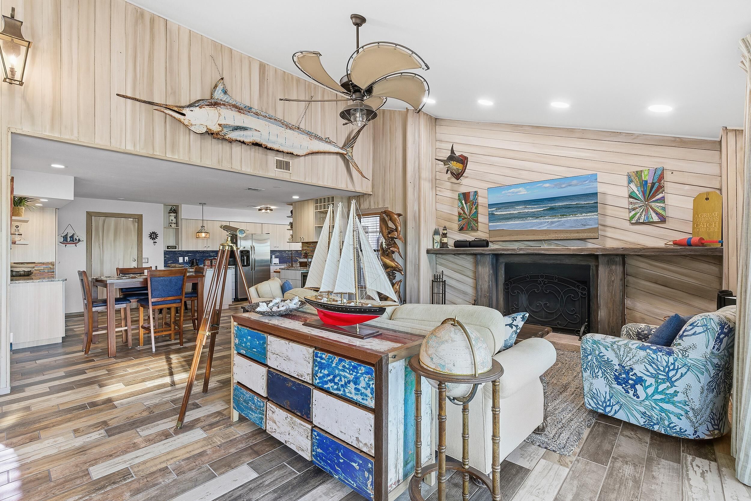 Talo, useita sänkyjä (Hooked on the River) | Oleskelualue