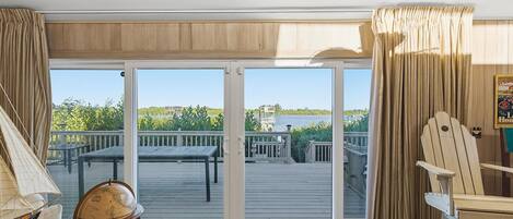 單棟房屋, 多張床 (Hooked on the River) | 內部