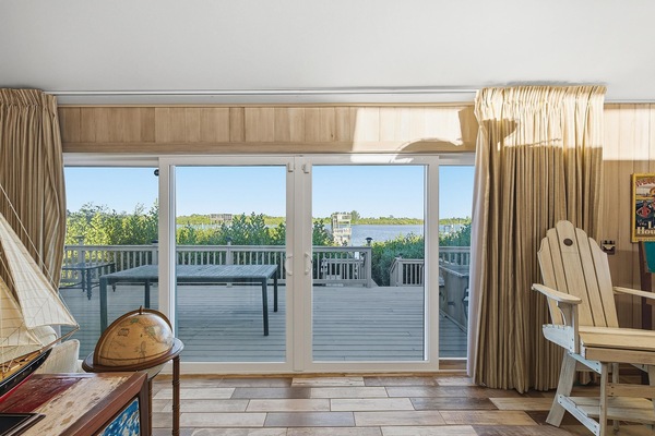 House, Multiple Beds (Hooked on the River) | Interior