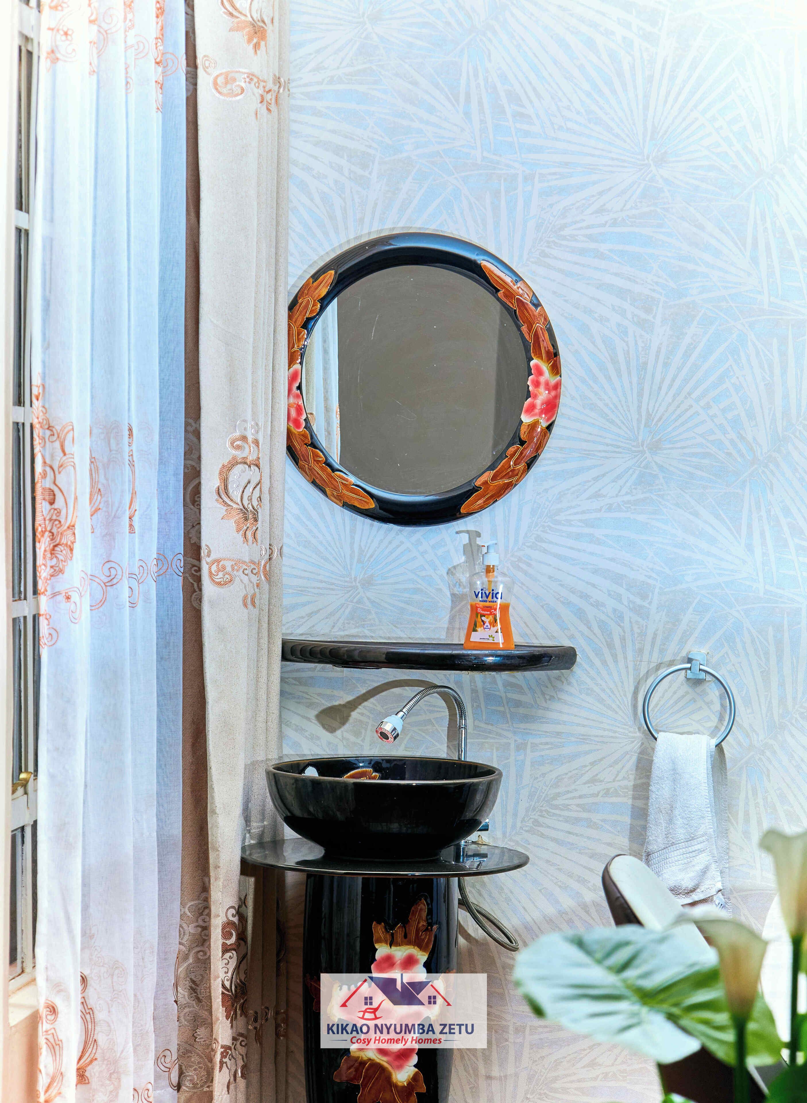 Douche, bidet, serviettes fournies, savon