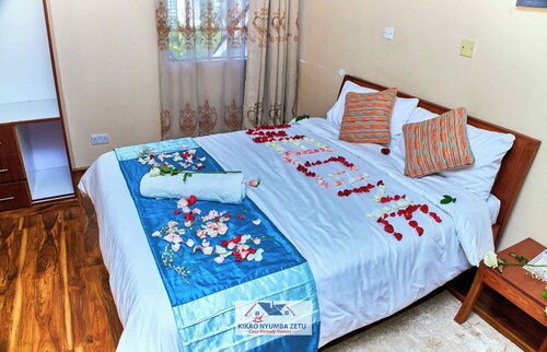 Cosy 5-bedroom townhome,Nairobi  Near Garden City Mall. Best for family/group.