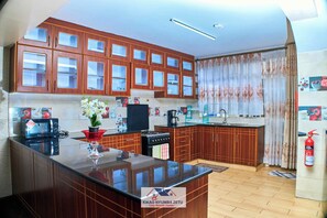 Luokittelematon kuva, 4 kautta 31, painike