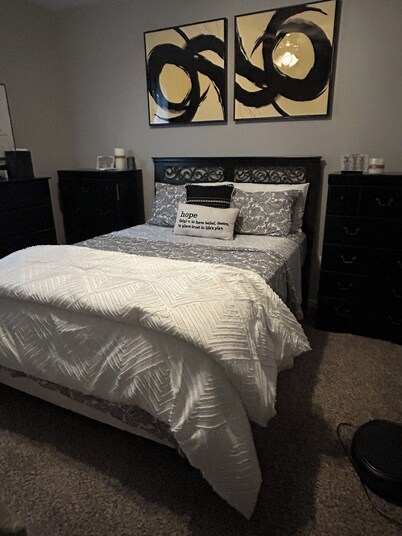 2 bdrm - Condo in Independence, MO close to Chiefs stadium / World Cup, coolAC,