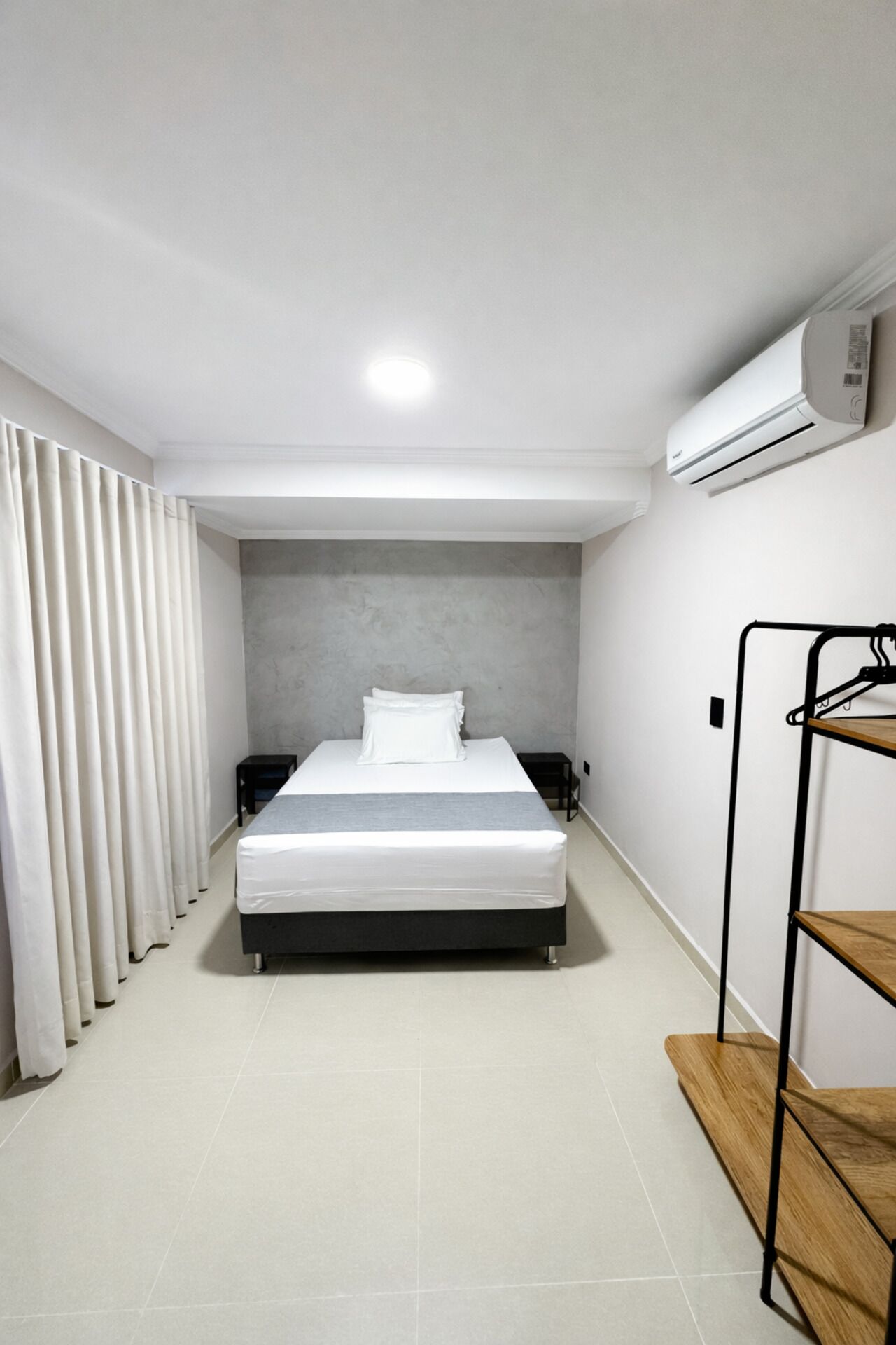 Standard Double Room | Laptop workspace, blackout curtains, iron/ironing board, free WiFi