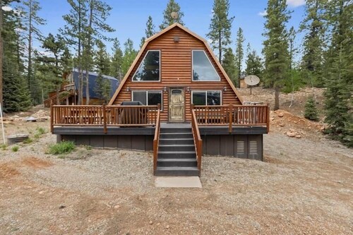 Luxury Cabin, Hot Tub & Fire Pit, Zion&Bryce Basecamp