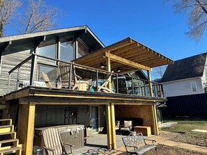 Unclassified image, 3 of 39, button - Spectacular views and located minutes from Riverbend Music Center. (New Richmond)