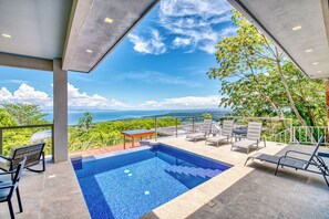 Pool - LHF- Oceanview Villa: 3 Suites • Sleeps 8• 2 pools (Garabito)