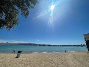 Beach - Grand Havasu Oasis: Pool |Game Area |BBQ (Lake Havasu City)