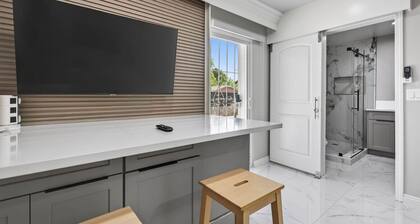 Cute little studio, great stop for road trip