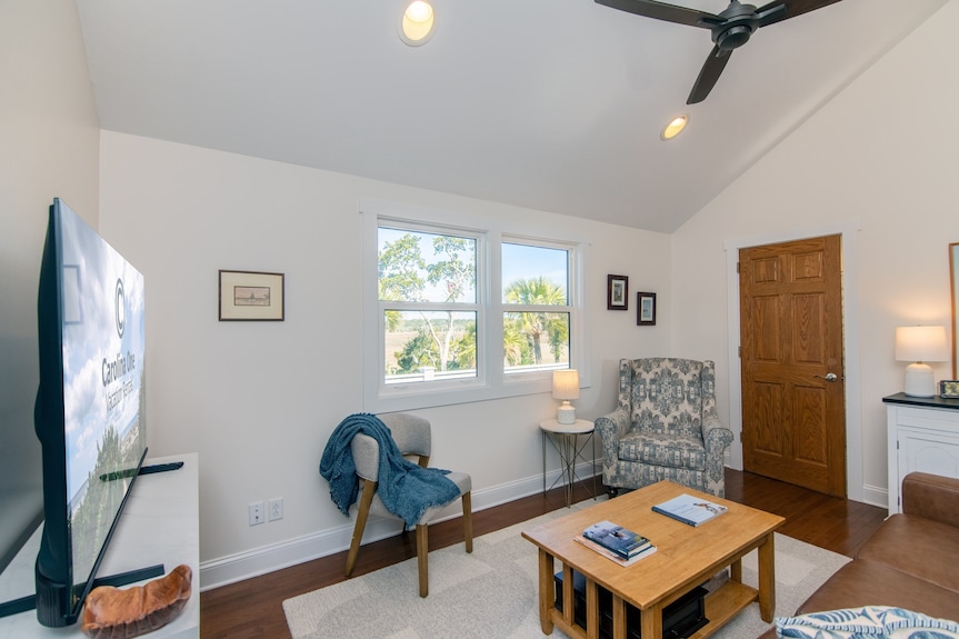 Marsh Mellow | Marsh View Home Walk To Beach, Shops & Dining | Screened Porch - Edisto Beach