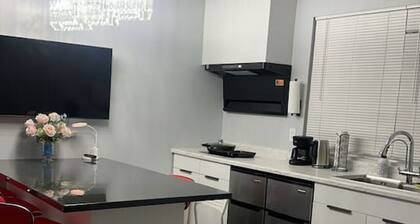 Brand New Studio with Island Unit C