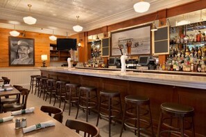 Bar (in der Unterkunft)