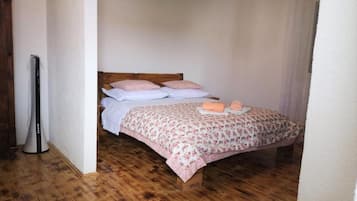 12 Schlafzimmer, Bügeleisen/Bügelbrett, Internetzugang, Bettwäsche
