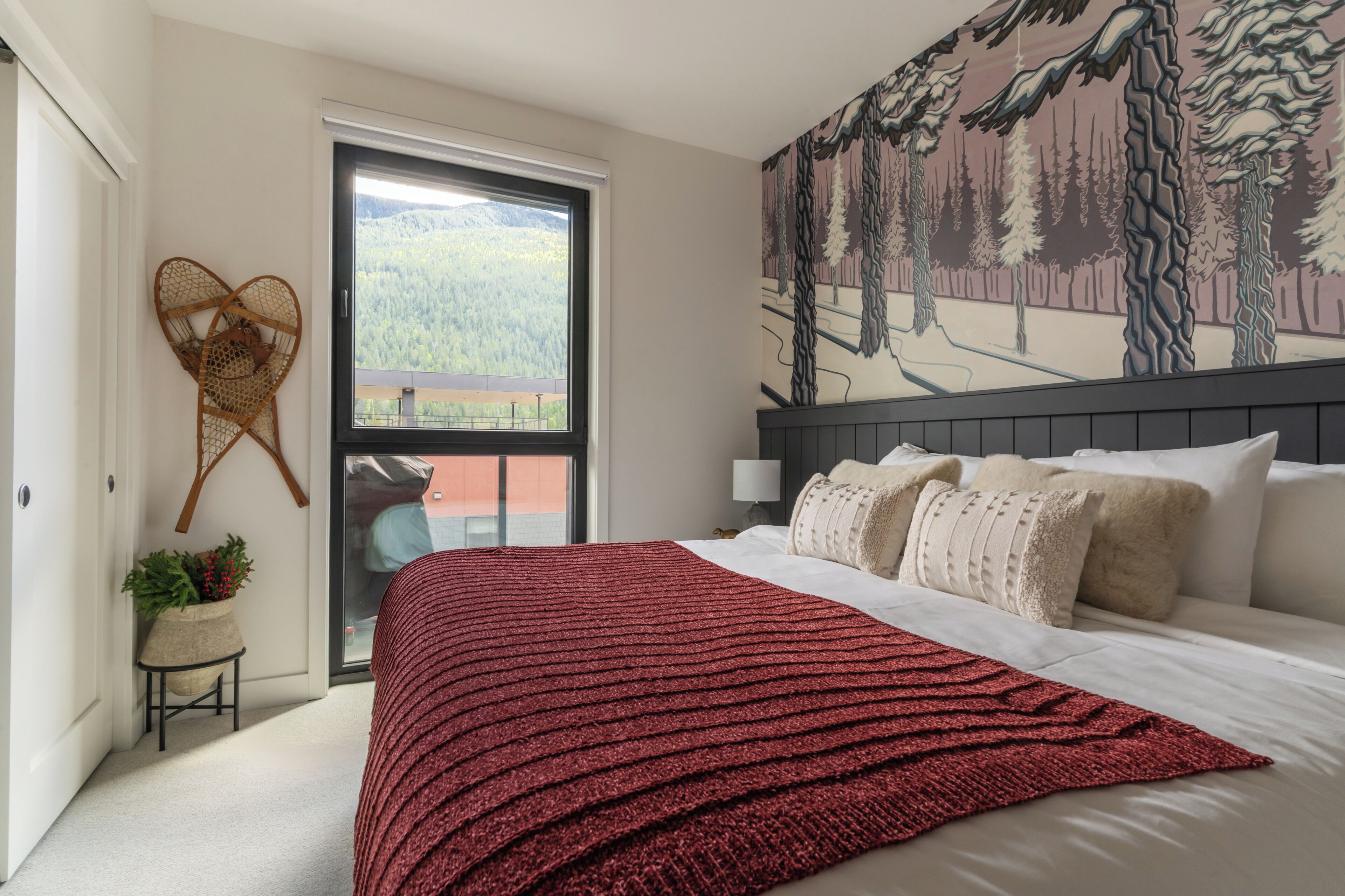 Deluxe Condo, Mountain View | Free WiFi