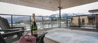 Big Hill Penthouse Chalet