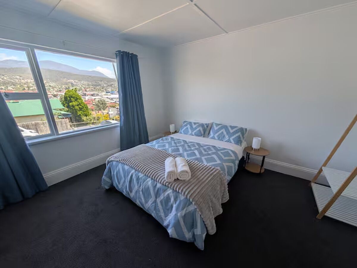 1 bedroom, internet, bed sheets