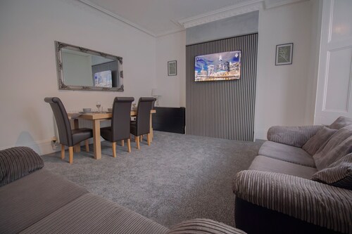 Nice full house located 5 minute walk from Sunderland city centre