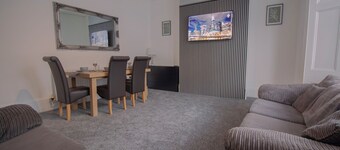 Nice full house located 5 minute walk from Sunderland city centre