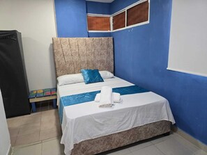 Basic-rum | Strykjärn/strykbräda och gratis wi-fi