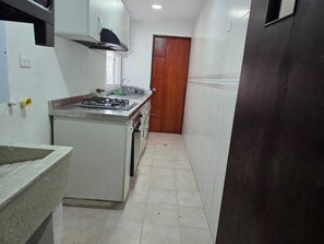 Basic Room | Private kitchen - Edificio Los Manglares  (Cartagena)